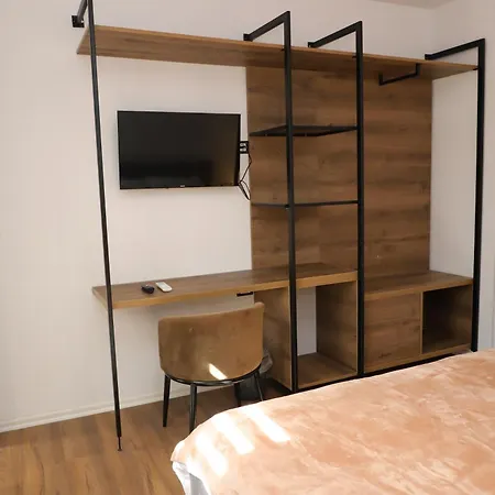 Accommodatie bij particulieren Flower Berat Polisi i Vogel