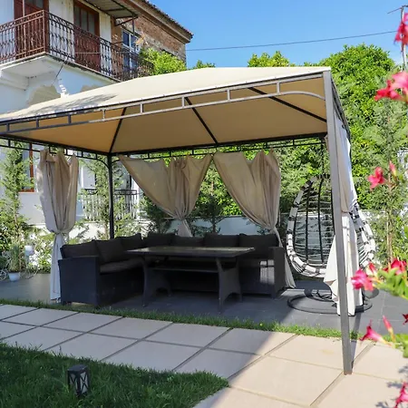 Accommodatie bij particulieren Flower Berat *